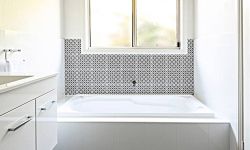 22-Bedroom-4-Large-family-size-bath