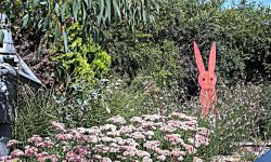 28-Professionally-landscaped-gardens